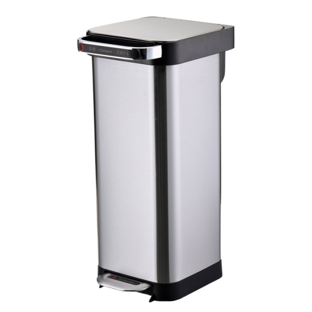 Stainless steel waterproof automatic packing foot trash can 2